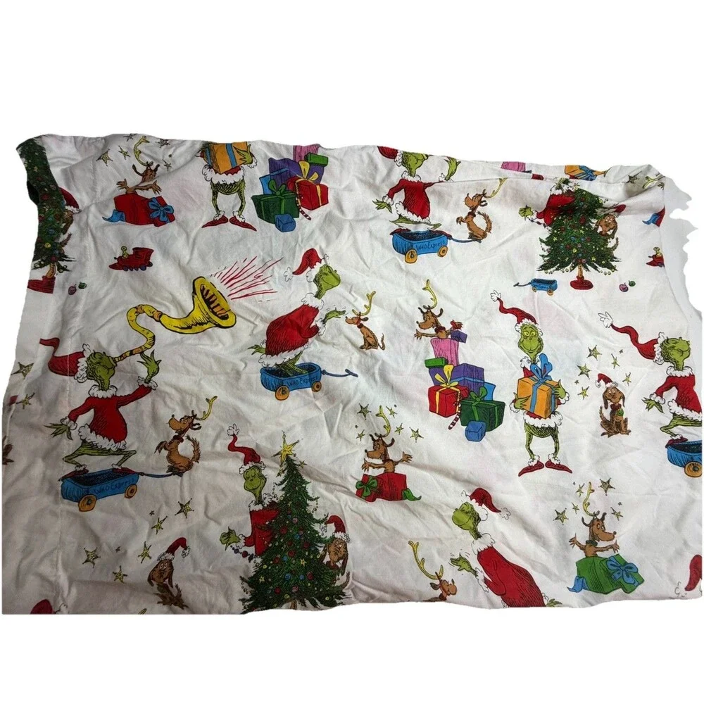 Pottery Barn Kids Dr. Seuss the Grinch Max Organic Pillow Cover